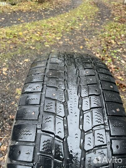 Dunlop SP Winter Ice 01 205/55 R16