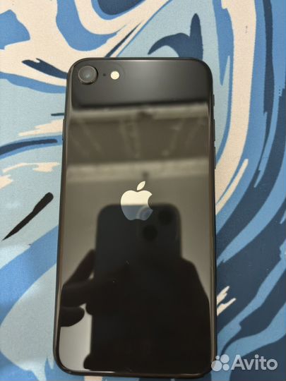 iPhone SE (2020), 64 ГБ