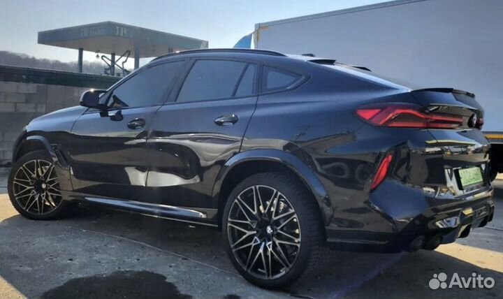 BMW X6 M 4.4 AT, 2024, 9 000 км