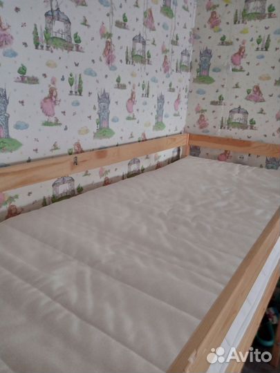 Продам кровать чердак