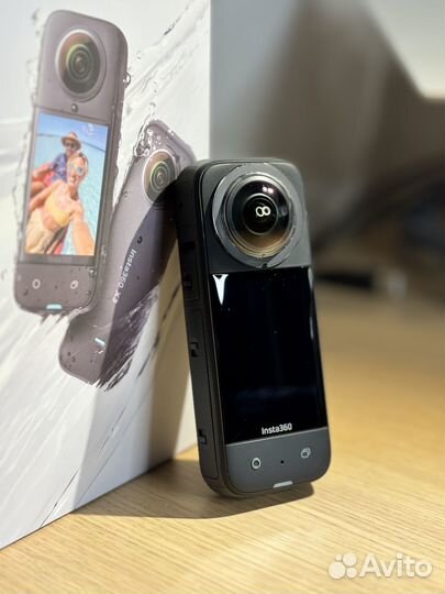 Insta360 x3