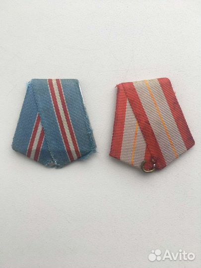 Геральдическая лилия,знак отличия