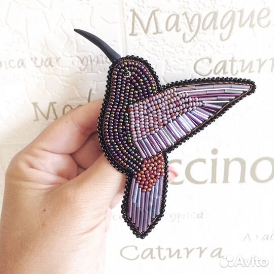 Брошь колибри фиолетовая