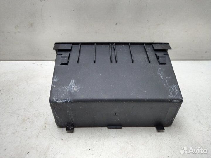 Бардачок Audi Q7 3.0 TDI 2012