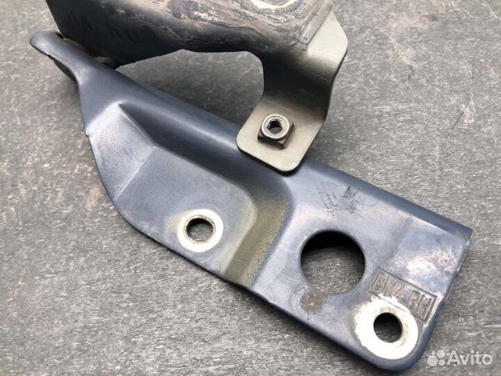 Петля капота правая Nissan Almera N16 QG15DE 2005