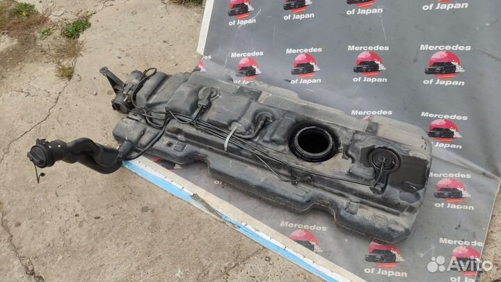 Бак топливный Mercedes w639