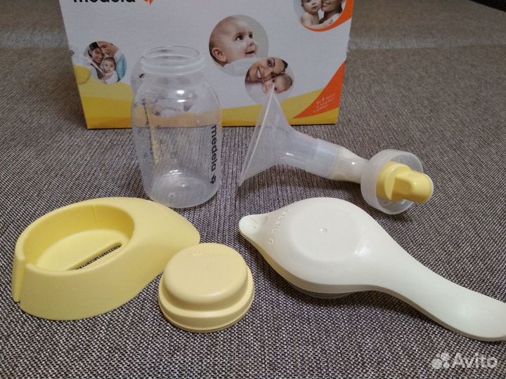 Молокоотсос Medela двухфазный ручной без соски