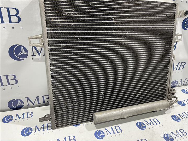 Радиатор кондиционера Mercedes-Benz R-Class W251