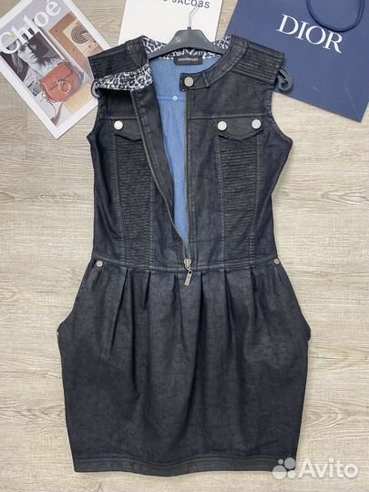 Джинсовое платье Roccobarocco