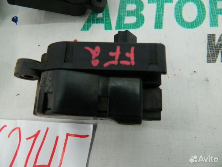 Моторчик заслонки печки для Ford Focus 2 2005-200