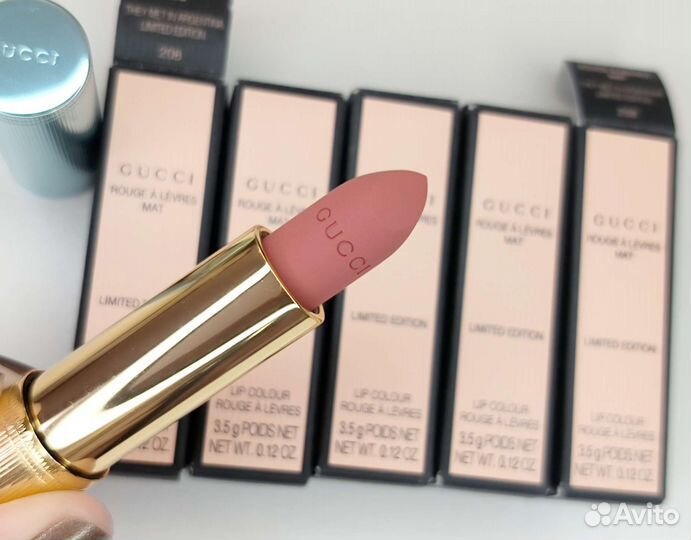 Помада Gucci 208 матовая нюдовая