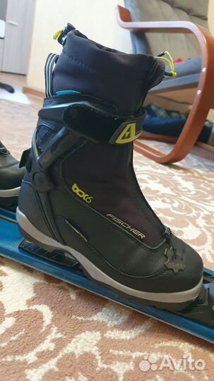 Ботинки для туристических лыж