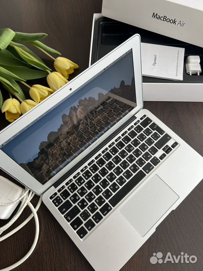 MacBook Air 11 (2012), 64Гб, Core i5