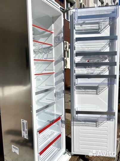 Встраиваемый холодильник