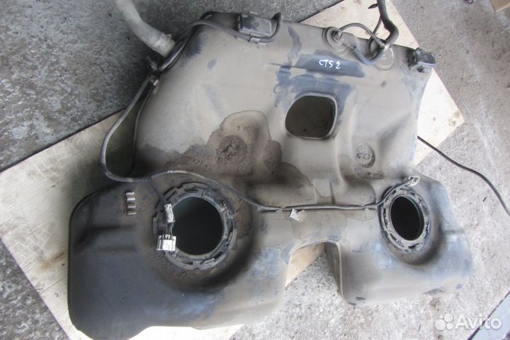 Бак топлива для Cadillac CTS 2008-2013