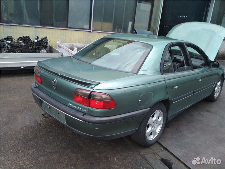 Разбор на запчасти Opel Omega B
