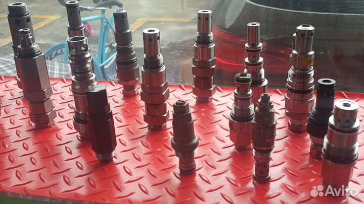 Hitachi zx480mtn комплектующие