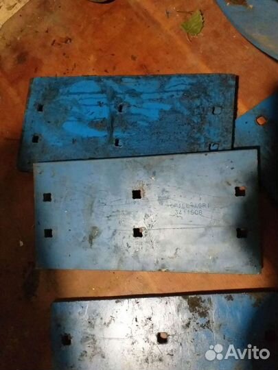 Комплектующие к плугу Лемкен