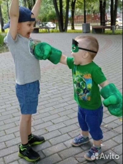 Перчатки - кулаки Халка, Новые