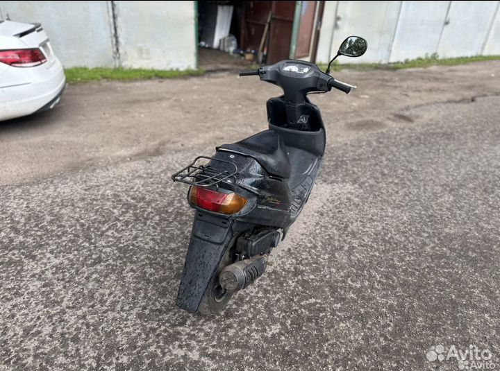 Suzuki sepia