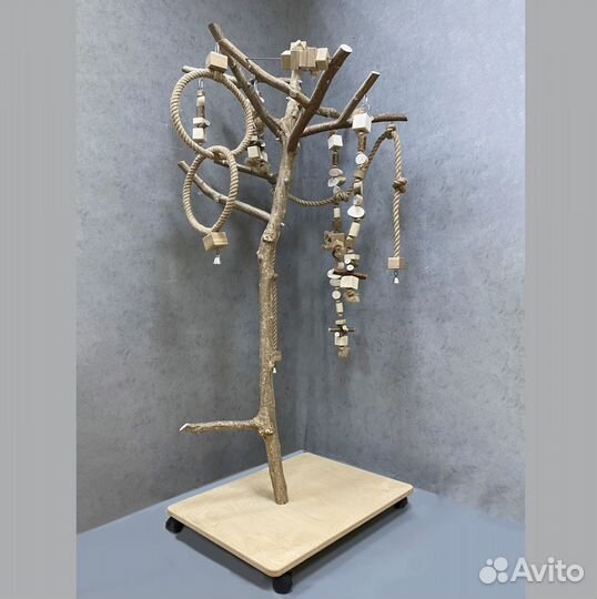 Игровой стенд для средних и крупных попугаев