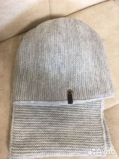 Комплект шапка и снуд женский