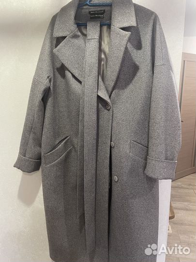 Продам пальто женское 48размер