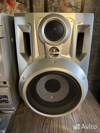 Музыкальный центр LG lm-k6530