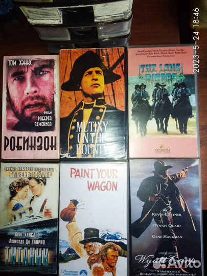 Видеокассеты: Ужасы, вестерны и романтика