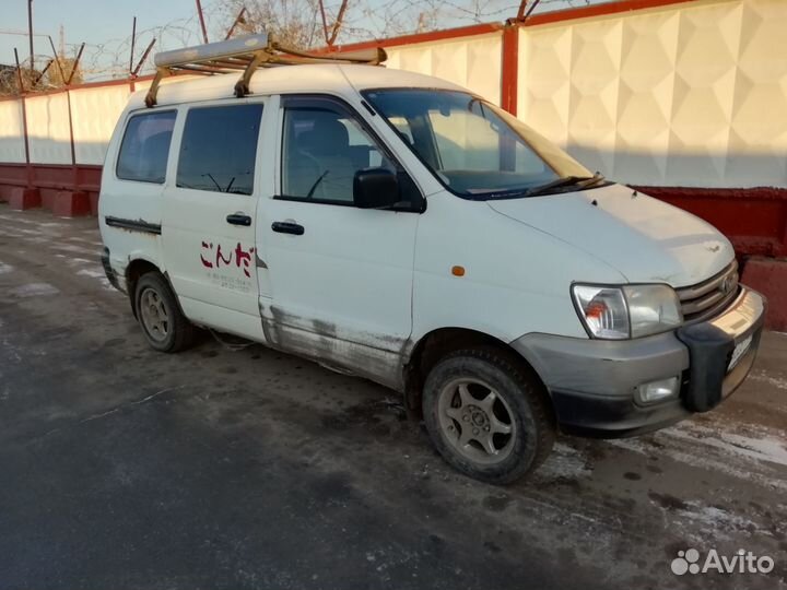 На разборе Тойота Таун Айс 1997 CR51, 2С, МКПП 4WD
