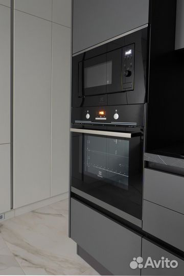 Кухня п образная без ручек