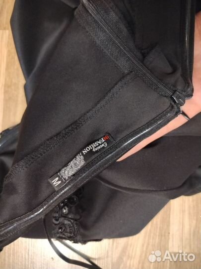 Платье чёрное без бретелей с открытой спиной 46