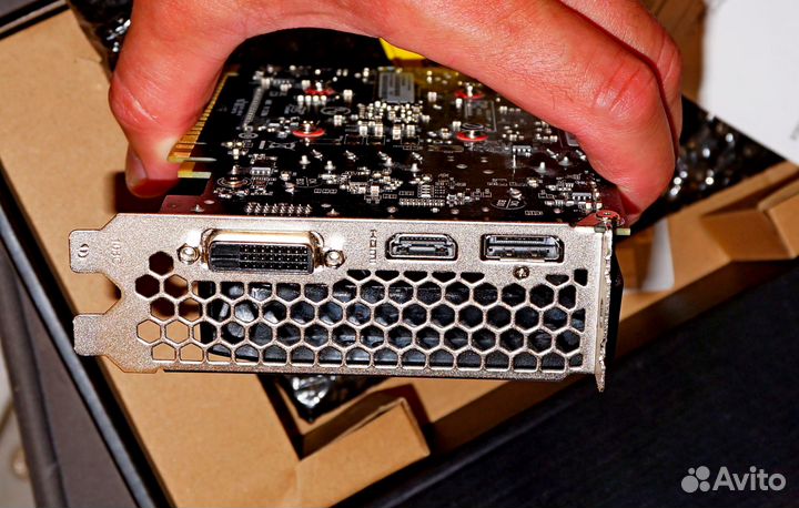 Без доп пит. GTX 1050 ti Гарантия Комплект Трейдин