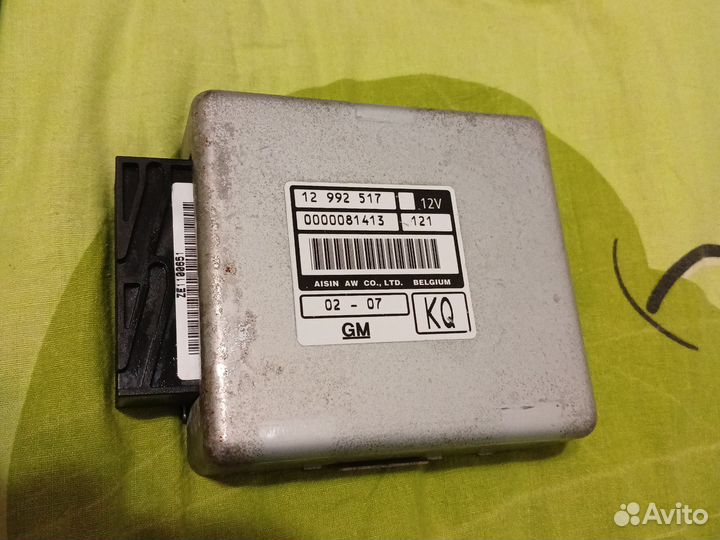 Эбу Опель astra H 2011