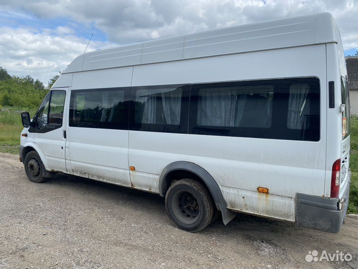 В разборе Ford Transit 2.4 TDCi 115 л.с