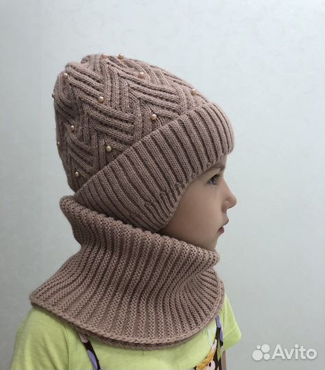 Комплект: шапка и снуд для девочки