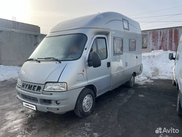Полуинтегрированный Hymer Exsis-t, 2005