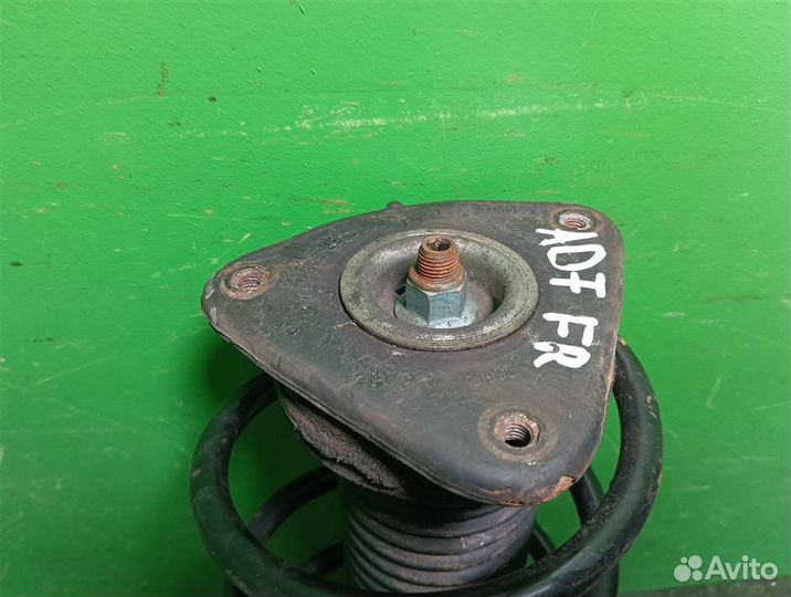 Стойка амортизатора передняя правая Mazda 3 (BL)