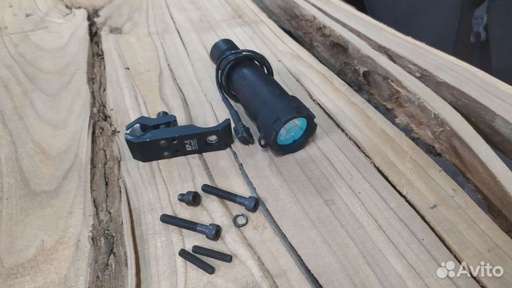 Фонарь подствольный