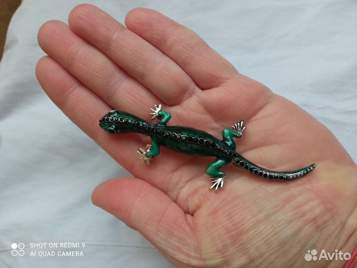 Брошь Новая