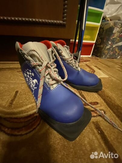 Лыжные ботинки 35