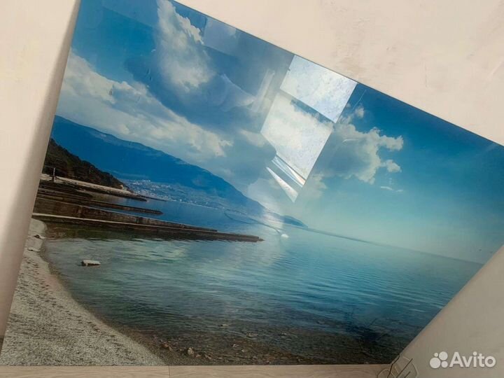 Картина на стекле 198х137