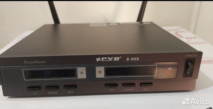 Вокальная радиосистема с 2-мя радиомикрофонами