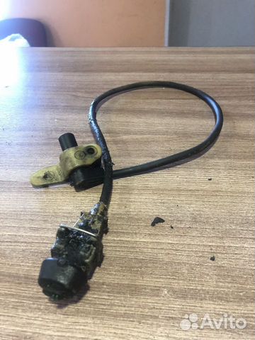 Датчик коленвала Пежо 1,9 TDi