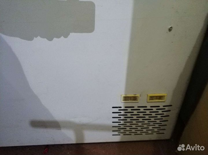 Холодильник - морозильный ларь