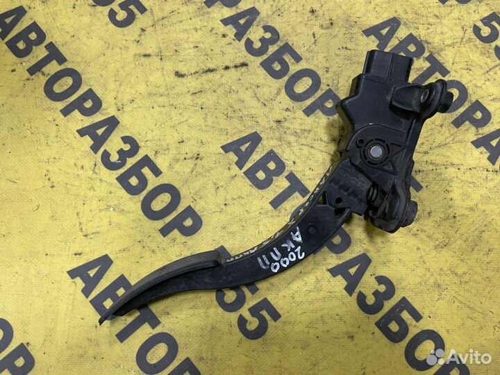 Педаль газа Mitsubishi Lancer 10