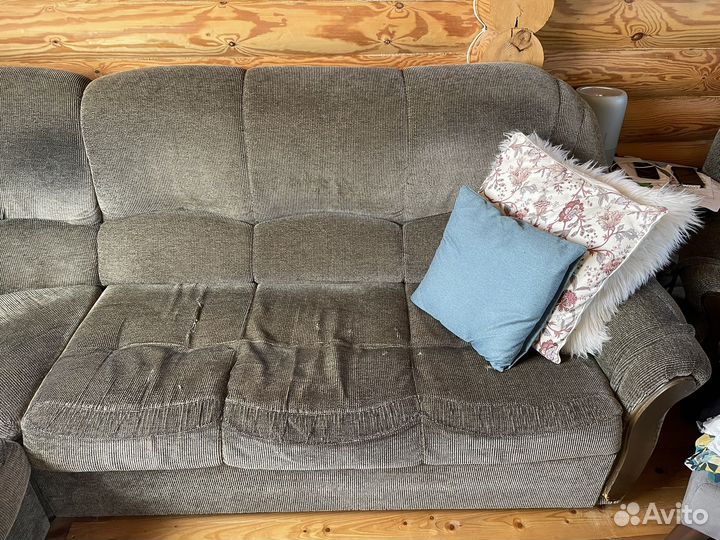 Большой угловой диван раскладной бу