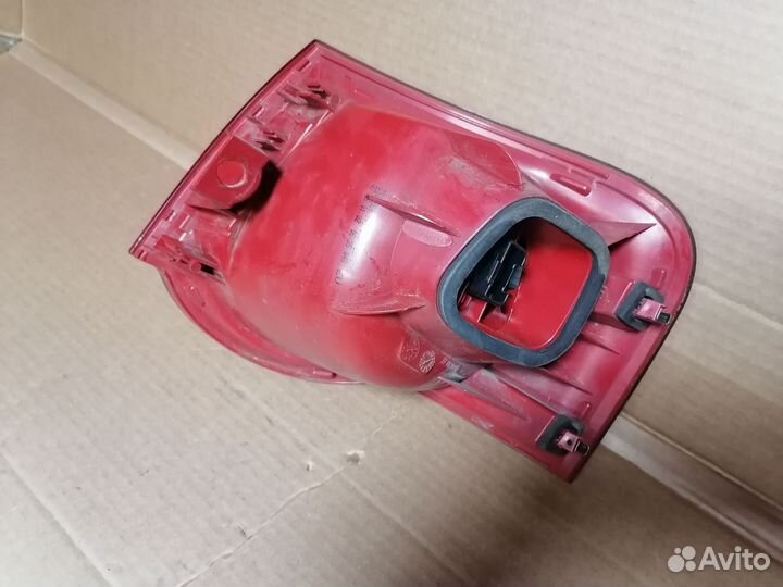 Фонарь задний левый VW Passat B6, VAG3C9945095