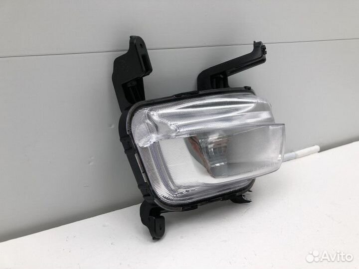 Правая противотуманная фара Kia Rio 3 (UB\QB)