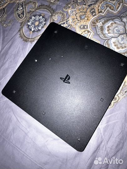 Sony playstation 4 slim